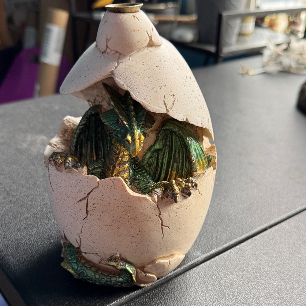 Mystical Green and Gold Dragon Egg Candle Holder